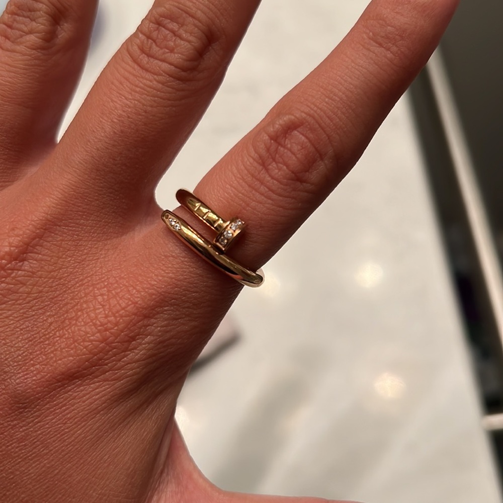Luxury nail ring